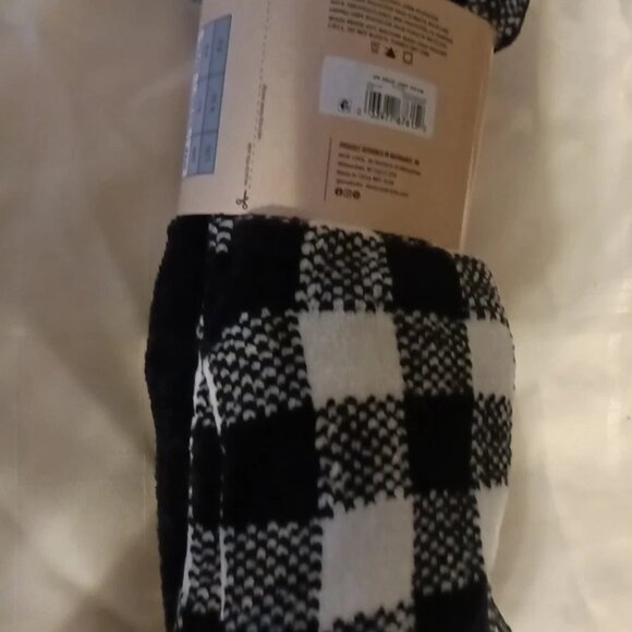 2 PAIR Pack S/M/Buffalo Plaid MUK LUKS CABIN SOCKS - Picture 4 of 6